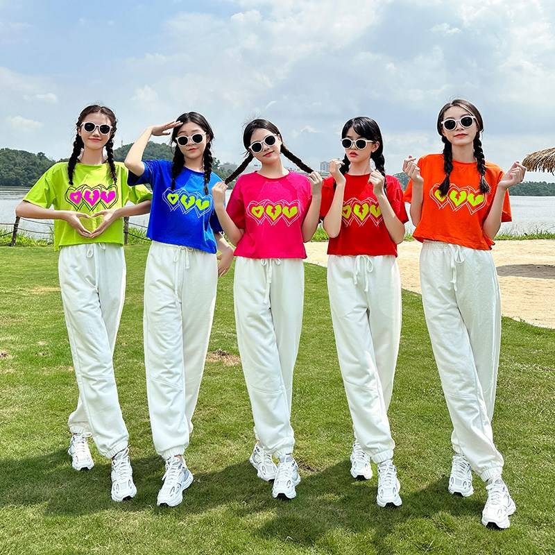 Korean women's ensembles for the Young and Dynamics of the Red High