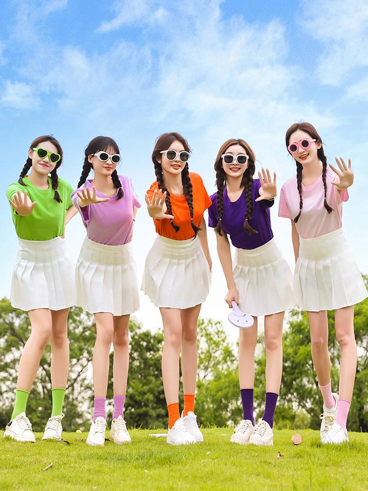Candy -colored pleated skirt set Summer la la la fucking performances of the Lara team performance season graduation season girlfriends clothing