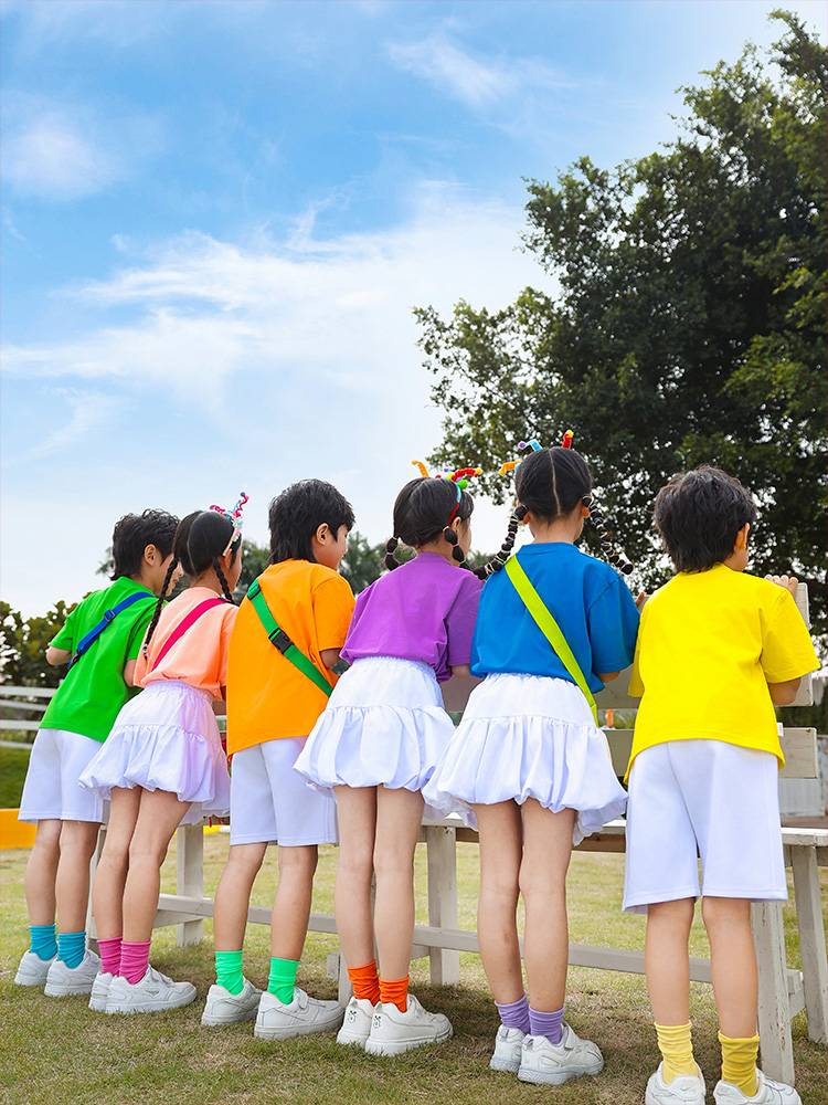 Kindergarten 61 performance service short -sleeved T -shirt color elementary school students' class service cheerleader graduates to decorate brothers and siblings