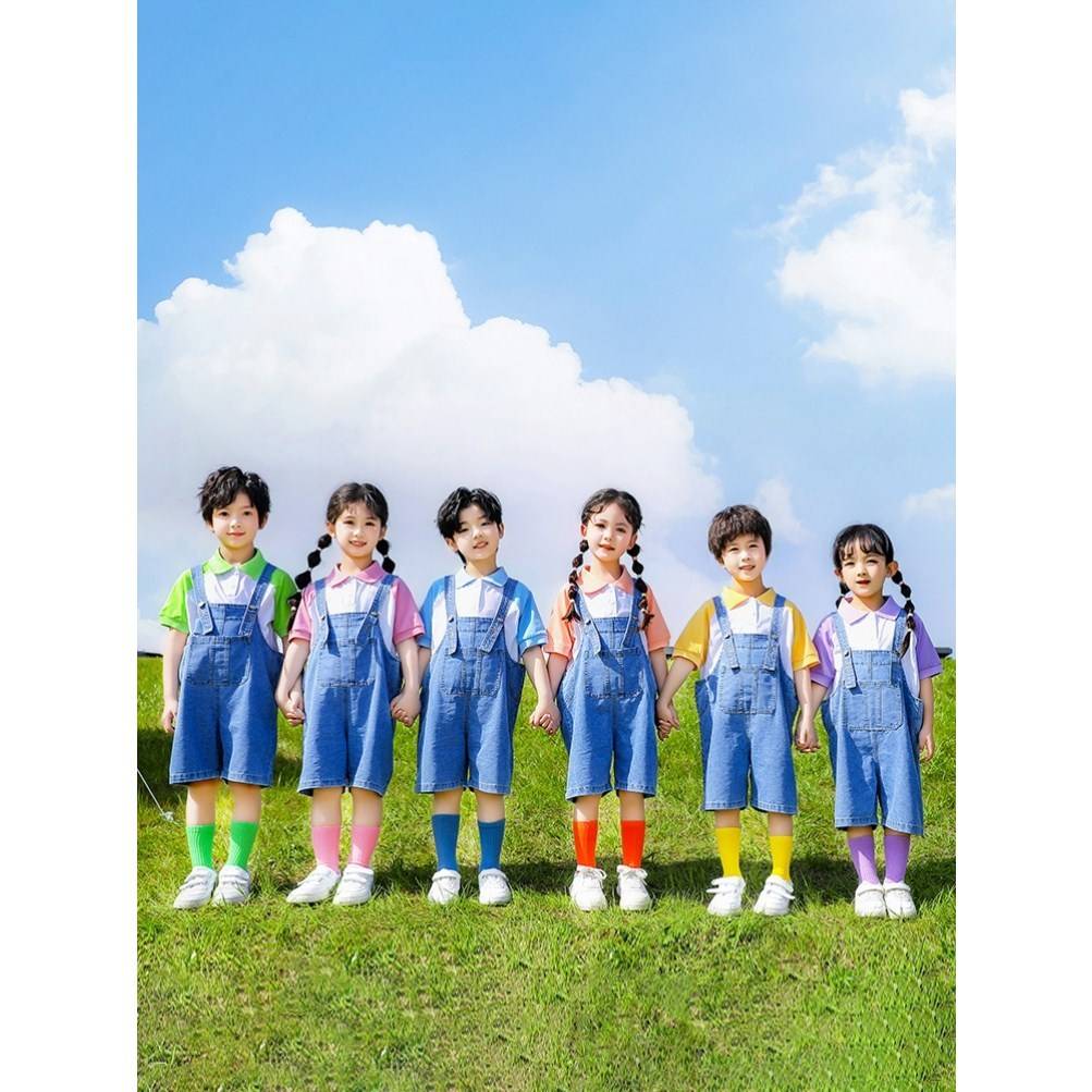 Barlabara Kindergarten Garden Server Summer Games La La team group service small high -level sense