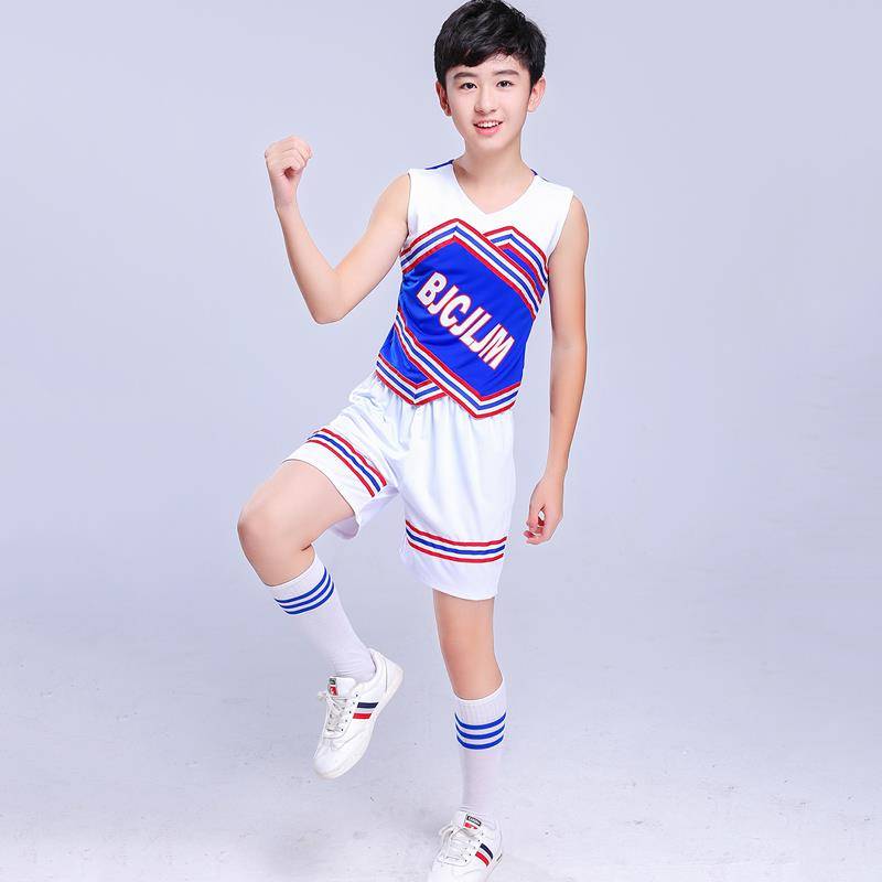 La cheerleading children La La La La La La La Jiuyi Primary and Middle School Students Games La La Xue Xueyao performances