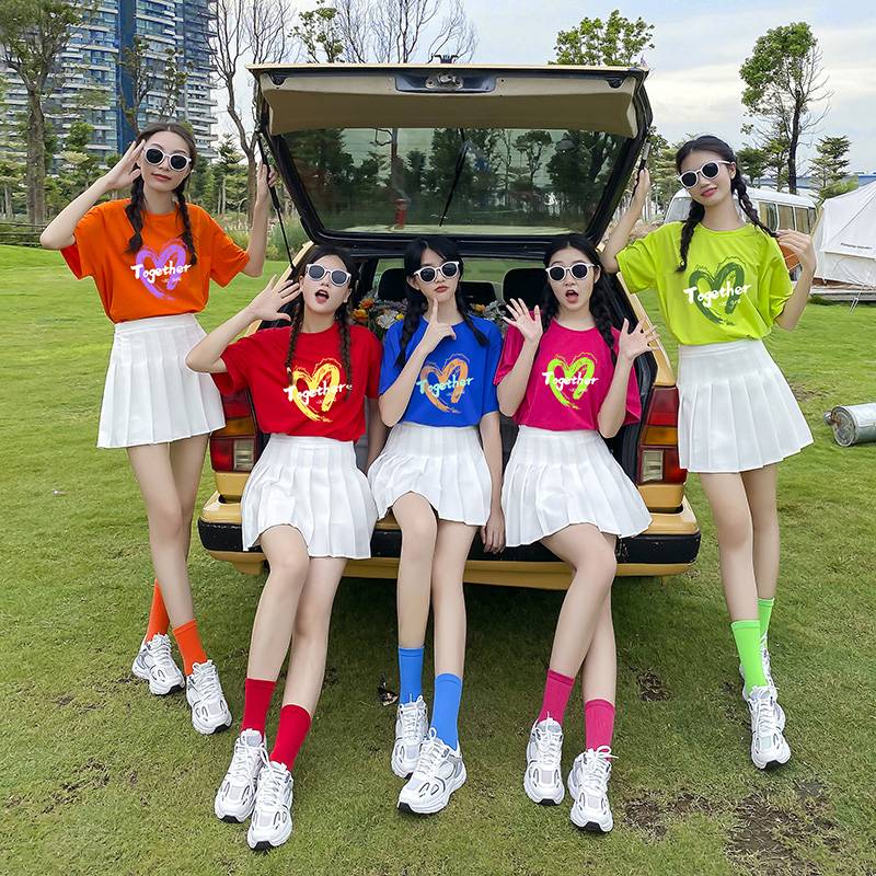 Korean girls' jazz and dance costumes