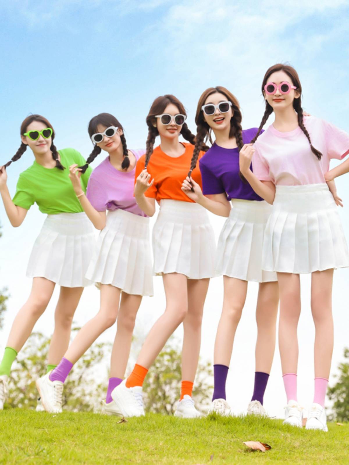 HIGH SCHOOL KID, CANDY-COLORED T-SHIRTS, CHEERLEADING CHEERLEADERS, SUMMER SPORTS GRADUATION GIRL COSTUMES