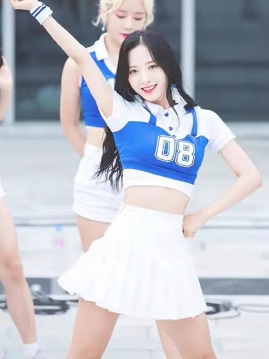 College Student Lara team performed the Korean Women's Team Player Games Opening Course