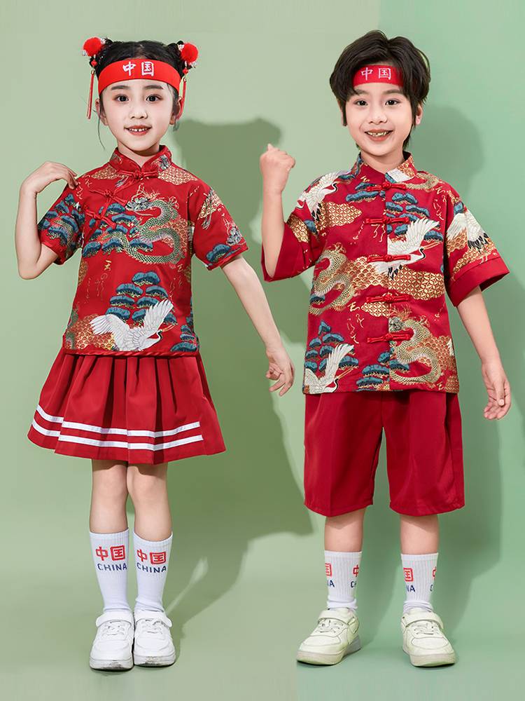 Children's Children's La La Team China Style Performance Services Tangguang Kindergarten Games opening ceremony National Chao Class Services Performance