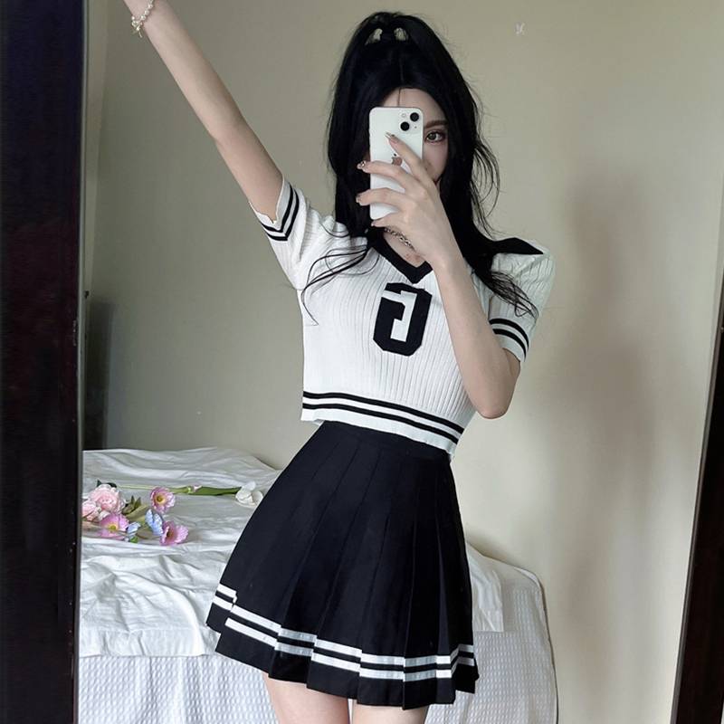 ♪ Soccer baby cheerleading ♪