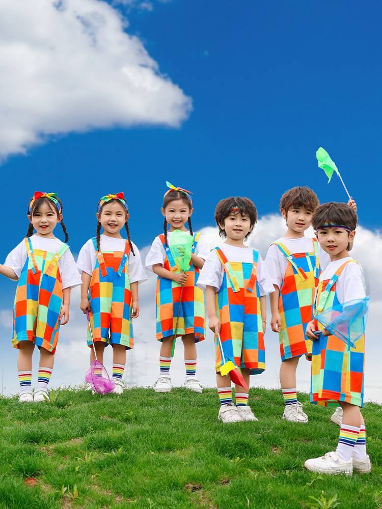 Liu Yizhen performance service service kindergarten Lala team dance dance class service cheerleading team performance service summer dress cute