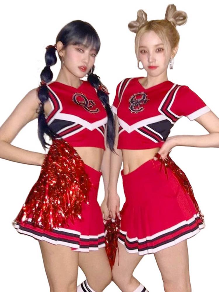The Korean girls cheerleading and cheering, hot, sweet and spicy dress with a soccer baby costume