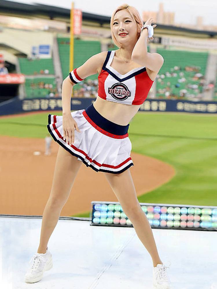 2024 new European Football Baby Cup La La Team Costume Adult Lara Team Come on Corporate Dance Performance Service