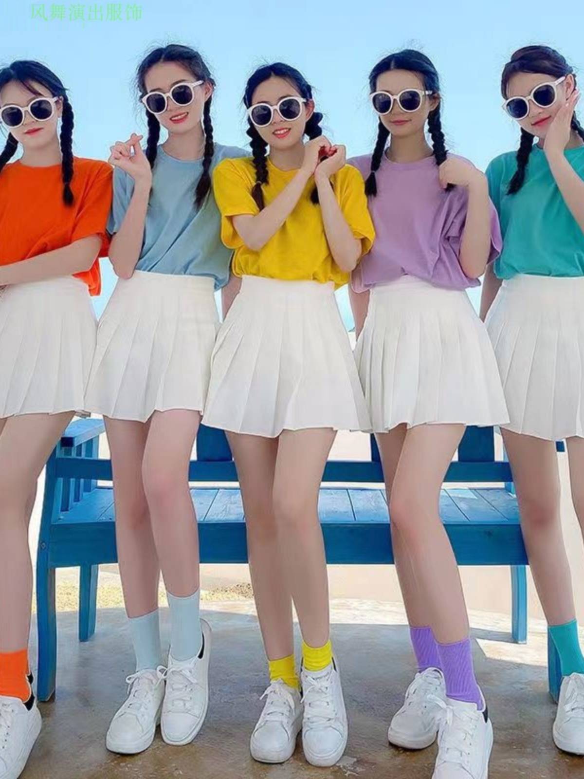 HIGH SCHOOL KID, CANDY-COLORED T-SHIRTS, CHEERLEADING CHEERLEADERS, SUMMER SPORTS GRADUATION GIRL COSTUMES