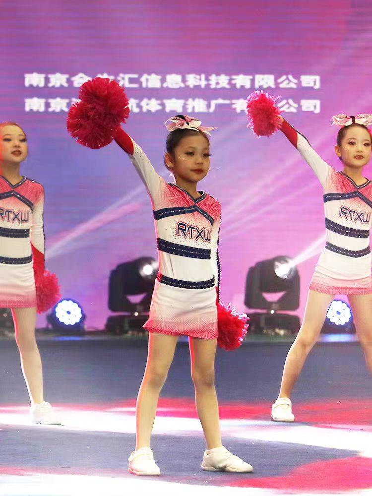 June 1 new cheerleading team service dance, dance, clothing, children, boys and women, long -sleeved cheerleades, show adults