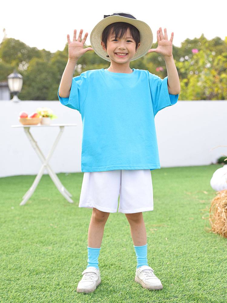 Children's Jazz Dance Performance Server Elementary School Elementary School La La La La La La Kindergarten Chorus Performance Clothing