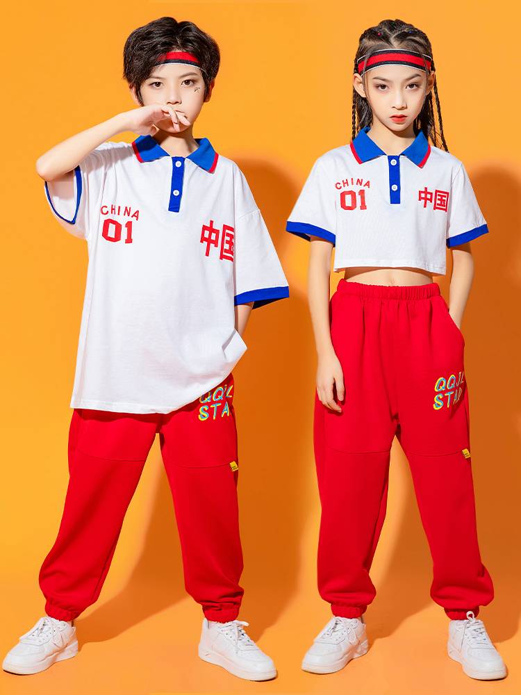 Children's cheerleading watching service kindergarten La cheerle team student sports conference jazz dance performance service modern dance