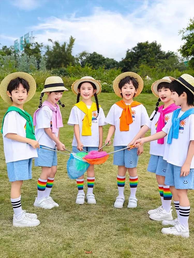 Liuyi Children's Day Performance Care Kindergarten Graduation Photo Rainbow Jeans Primary School Student La La Team Performance Class