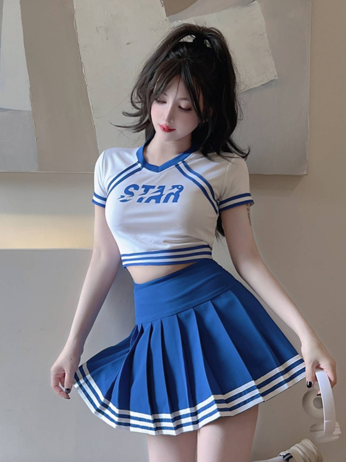 Women's team Lara team game la la la la la la la la lacaking service football baby dance student movement performance clothing