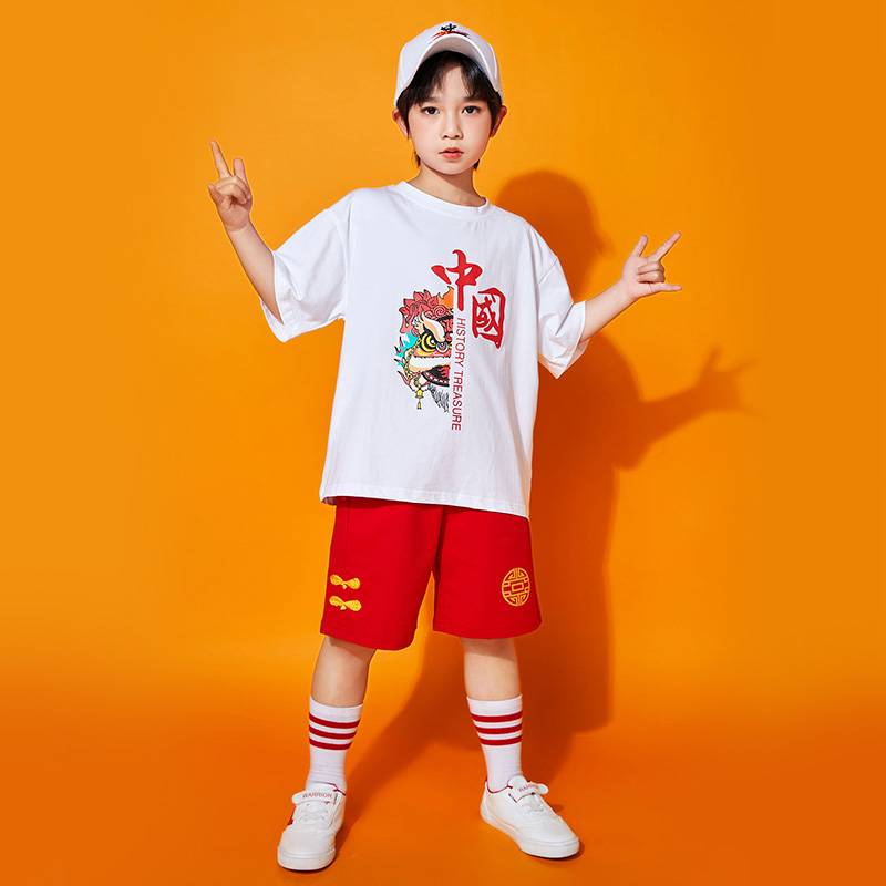Recommended young children cheerleading teams to wake up lion chorus primary school sports meetings Chinese style kindergarten watch