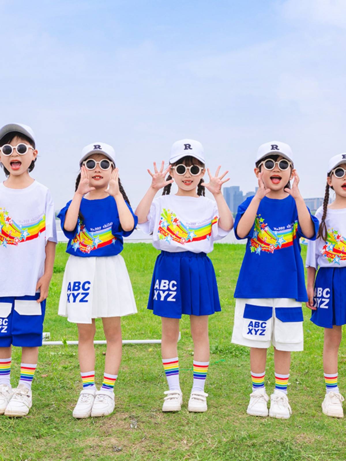 Liuyi Performing Costume Kindergarten Summer Class Dance La La Team Performance Service Primary School Student Games Lottery