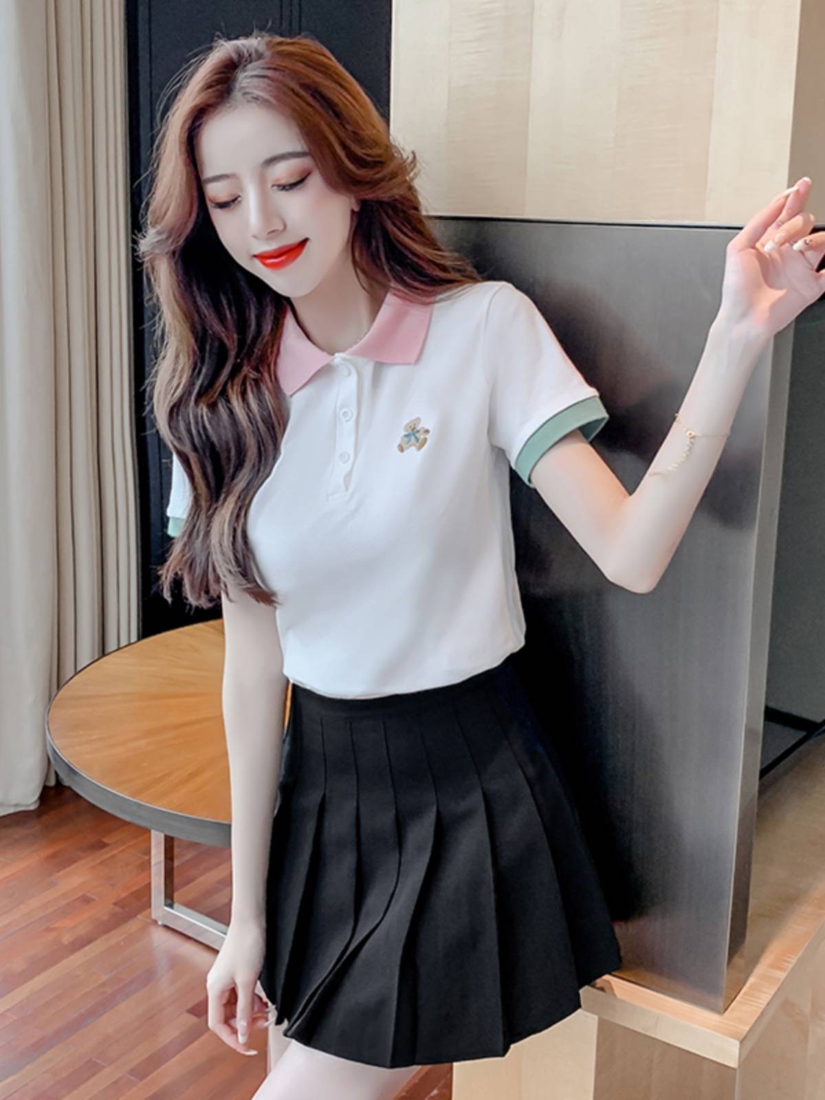 KOREAN GIRLS' CHEERLEADING COSTUMES