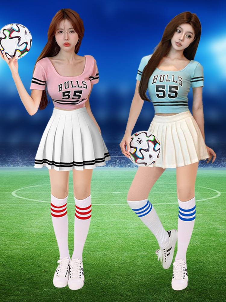 The opening ceremony of the University Student Games La La La La team performance service adult European Cup football baby dance service