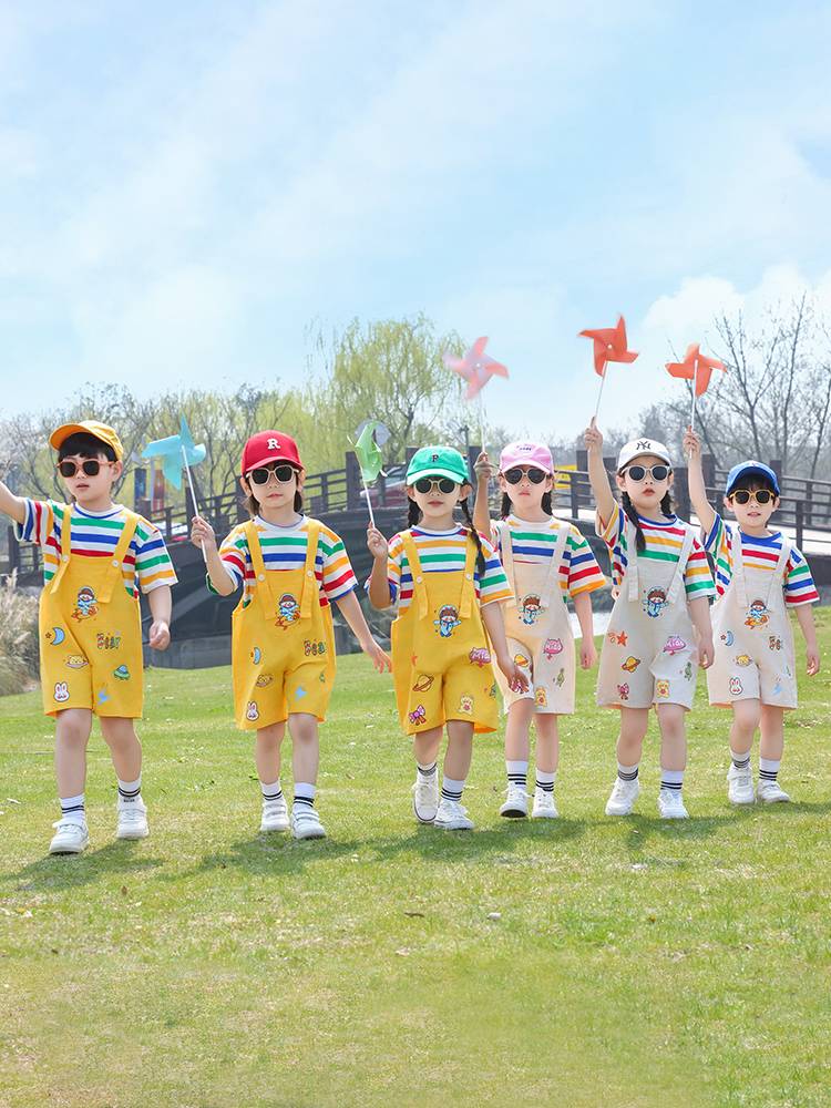 Kindergarten shift service summer short -sleeved set children's rainbow T -shirts cheerleader 61 performers graduation photo garden service