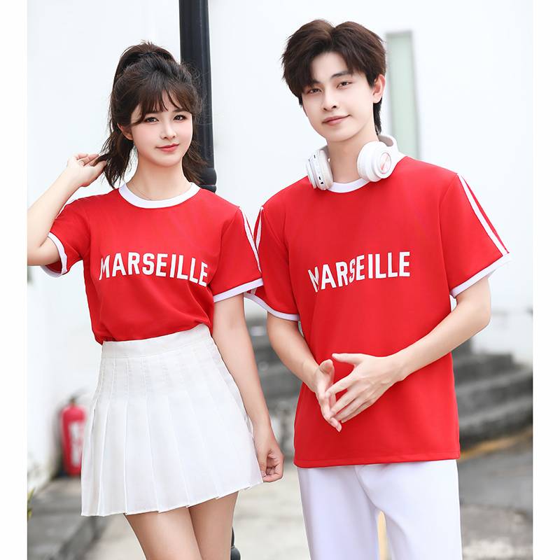 The opening ceremony of the Lala team performance service campus sports meeting La La La Raoming Graduation Season Thousands of People Dance Jianmei Couple Short Sleeve