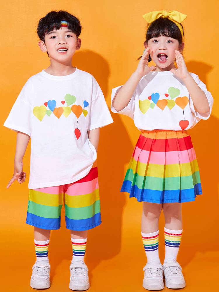 Liuyi Er. Tong Performance Service Kindergarten Love Rainbow Cute Performance Services Student Games La La Team Clothing