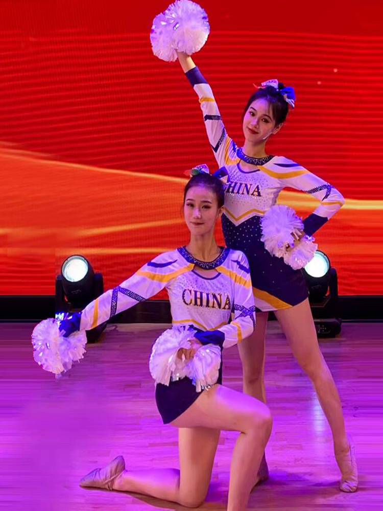 June 1 new cheerleading team service dance, dance, clothing, adult men and women long sleeve cheerleades performance service