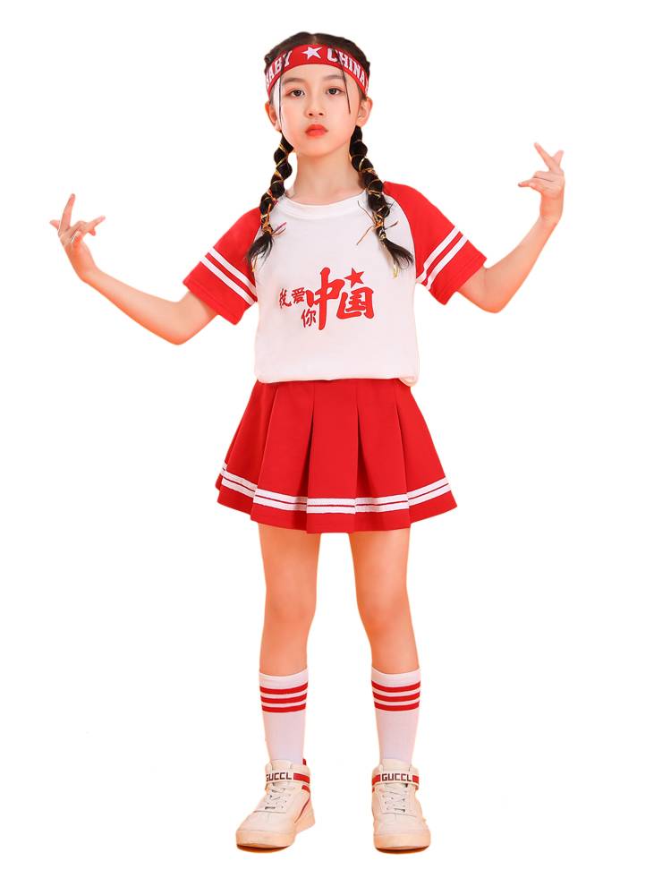The opening ceremony of the primary school sports meeting performance service cheerleading team performance service chorus kindergarten garden service Chinese style