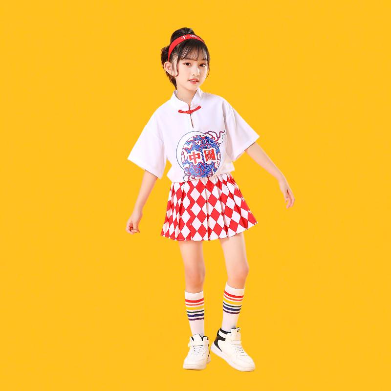 The opening ceremony of the Children's Primary and Middle School Students Games Costume China Wind La Team Kindergarten Watch Performance Service Lala