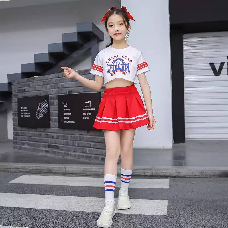 Children cheerleading team performance service primary and secondary school students campus cheerleading performance service men and girls football baby blue -red