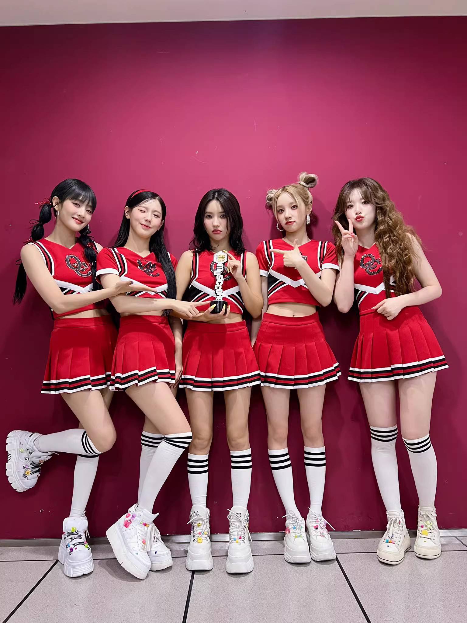 La La Fun GIDLE Women's Team Song Yuqi Playing Singing Games Lala Team Service Student Performance Dance Performance