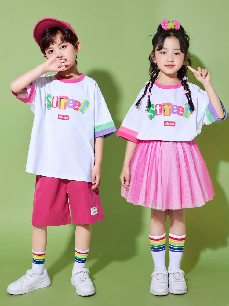 The opening ceremony of the elementary school sports meeting clothing set Rainbow suit happy performance service Liuyi children cheerleader performance service