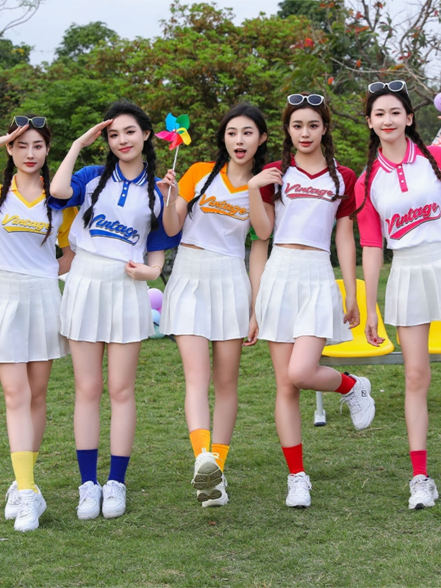 The opening ceremony of the Graduation Season of Candy Lala Team Performing Student Group Girlfriends Performance Class Series