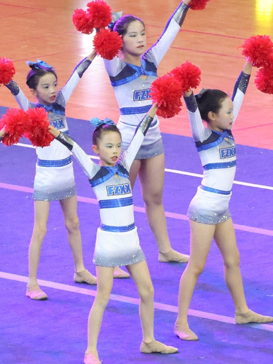 Custom cheerleading competition service cheerleading team clothing team clothing team clothing and fitness fucking new products 24 students and women