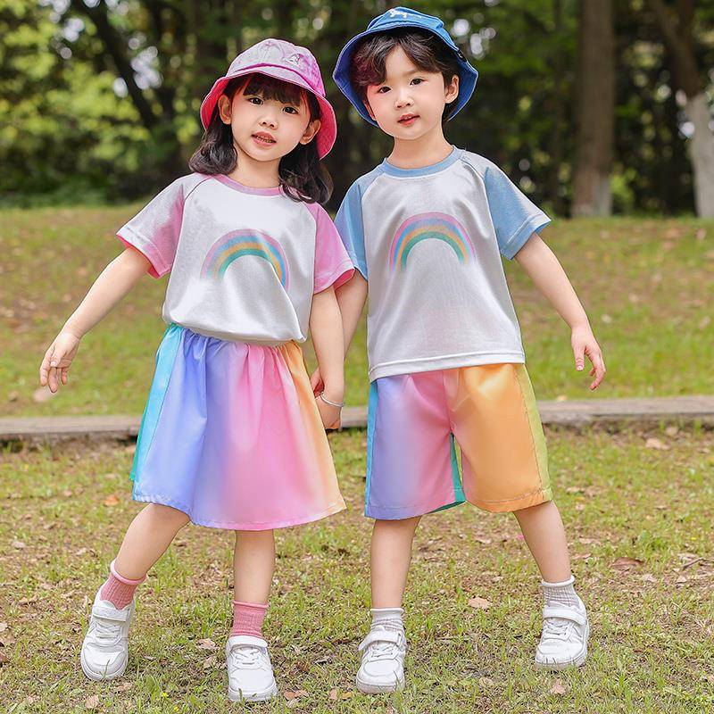 The opening ceremony of the Kindergarten June 1st Performance Service Summer Brothers and Sisters Institution Games Lala Team Chorus Performance Dance