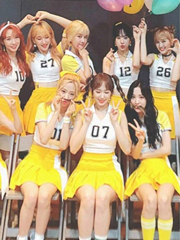 La La team clothing adult football baby Lala team cheerleading song performance service women's group dance bodybuilding suit