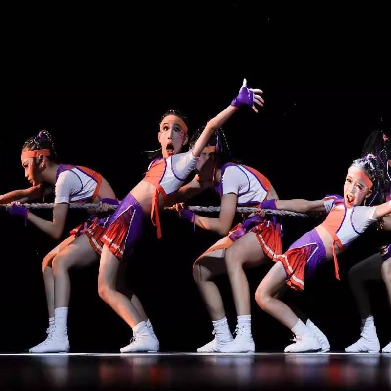 Xiaohe style Tongxin Xieli cheerleading performance service young children cheerleading elementary school sports meeting performance service