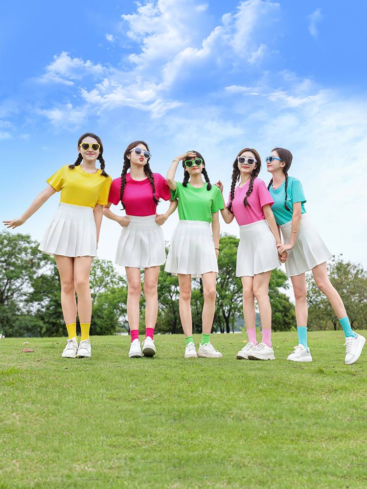 Candy -colored pleated skirt set Summer la la la fucking performances of the Lara team performance season graduation season girlfriends clothing