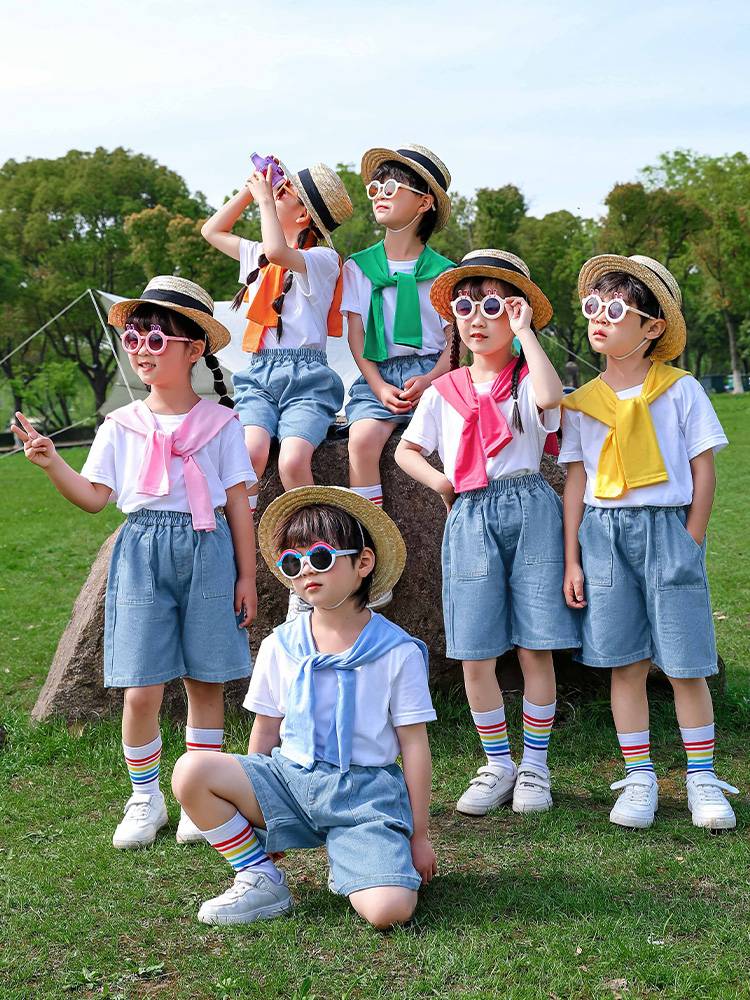 Children's Day Performance Service Kindergarten Graduation Photo Dance Chorus Series Primary School Student La La Team Group Performance Service