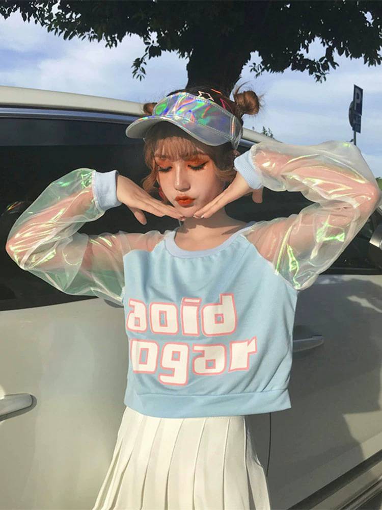 The Korean girls cheerleading band, the high school kids' sports club, the new girls cheering band