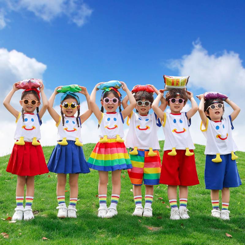 Children's Performance Service Kindergarten Garden Server Cute Smile Face Baby Baby Dance Service Graduation Photo La La team performance service