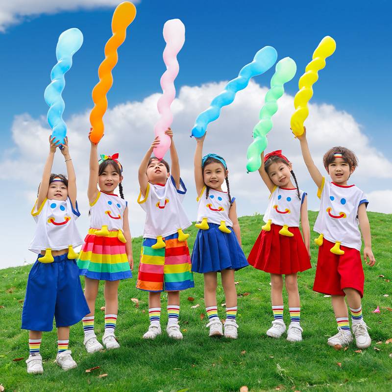 Children's Performance Service Kindergarten Garden Server Cute Smile Face Baby Baby Dance Service Graduation Photo La La team performance service