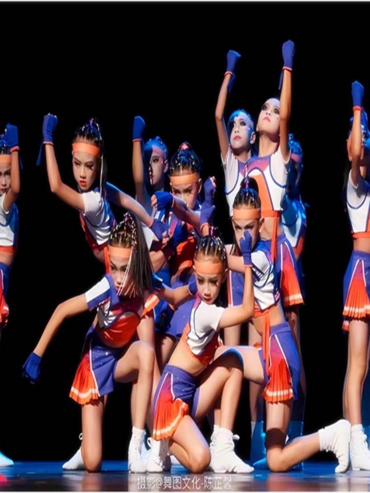 Tongxin co -danced dance clothes Xiaohe style children cheerleading team performance service tug of war games