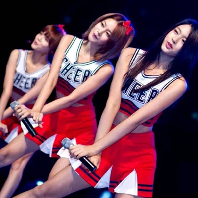 AOA, the same song, singing service Lala cheerleading team service female adult set football basketball gaming baby performance service