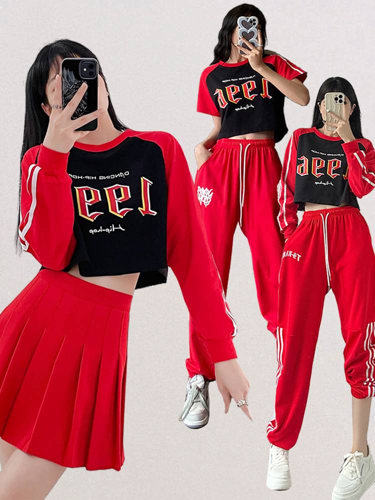 The Korean girls' cheerleading students' jazz ensembles