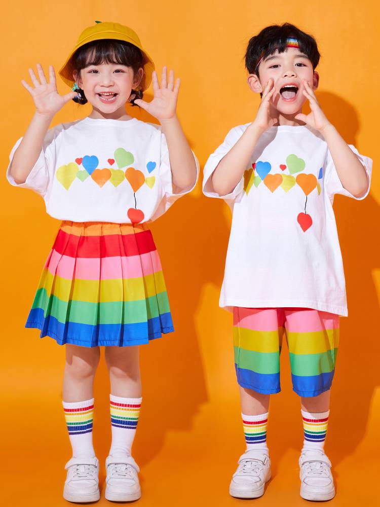 Liuyi Children's Performance Service La La Team Performance Service Graduation Park Service Games Entry Love Rainbow Set