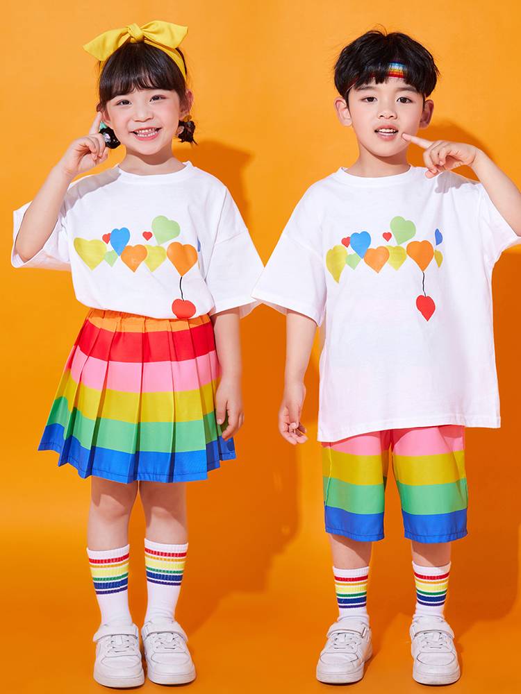 Liuyi Children's Performance Service La La Team Performance Service Graduation Park Service Games Entry Love Rainbow Set
