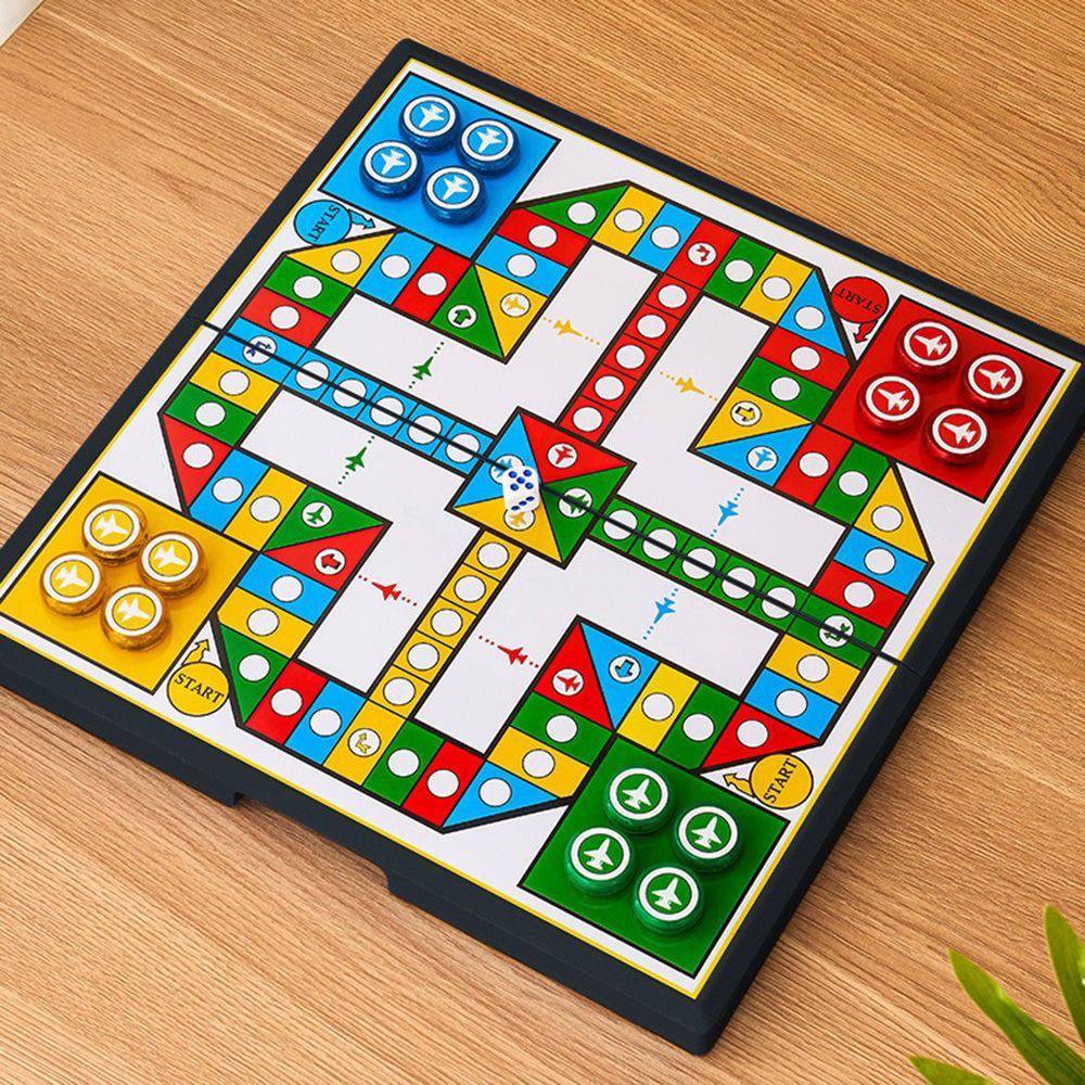 Flying Chess Magnetic Kindergarten Games and Sowi elementary school students can fold the board toy
