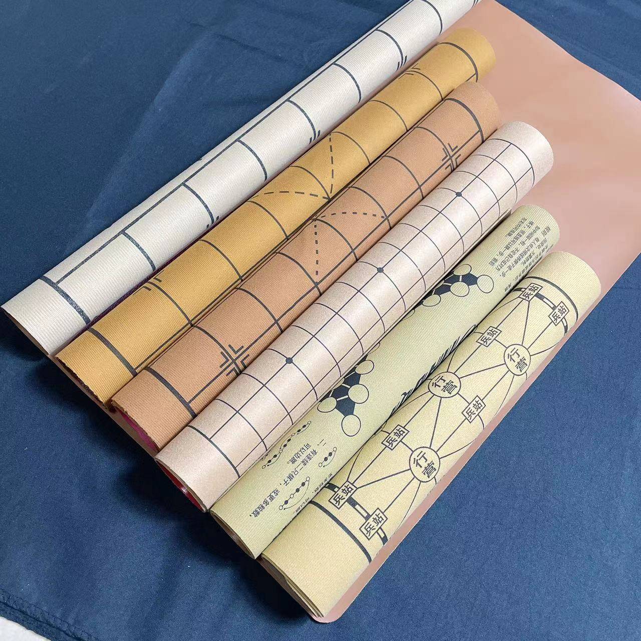 Leather chessboard Chinese chess large niche small Go fifty son folding chessboard Student double -sided velvet chessboard