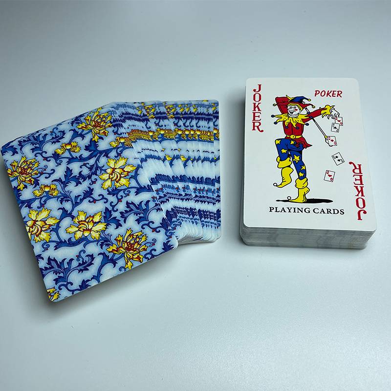 Poker high -end high -end 10 paos of blue and white porcelain thickened and hard, cheap card fighting land main business super chess card room dedicated card